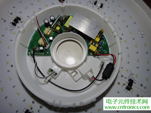 高端大氣上檔次！智能遙控調(diào)光LED吸頂燈拆解