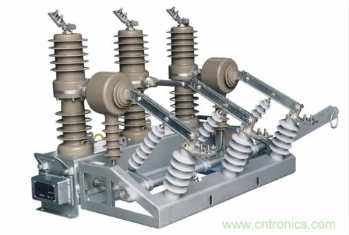 高壓斷路器的操作結(jié)構(gòu)有哪幾種？和隔離開關有什么區(qū)別？